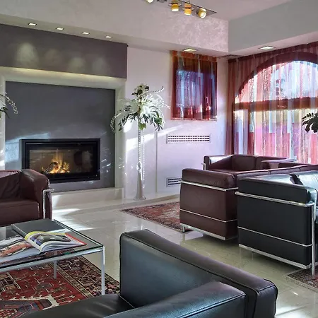 Hotell Annia Park Venice Airport 4*