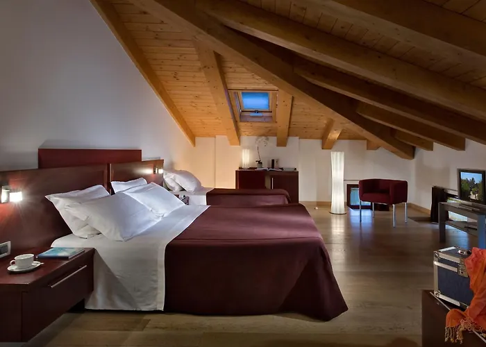 안니아 파크 베니스 에어포트 호텔 테세라