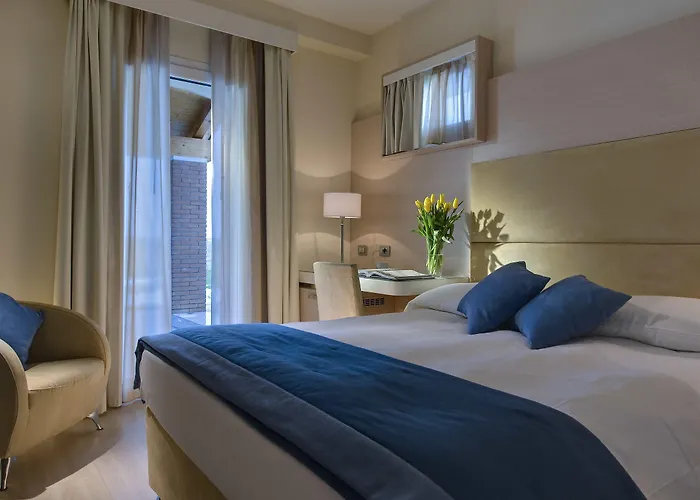 안니아 파크 베니스 에어포트 테세라