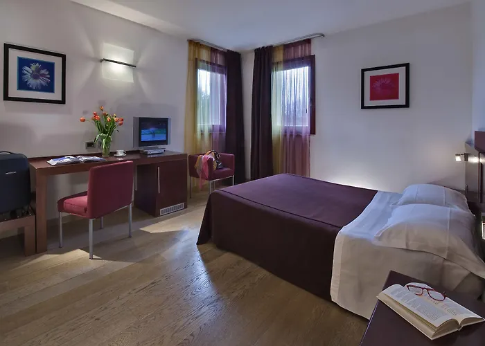 호텔 안니아 파크 베니스 에어포트 테세라