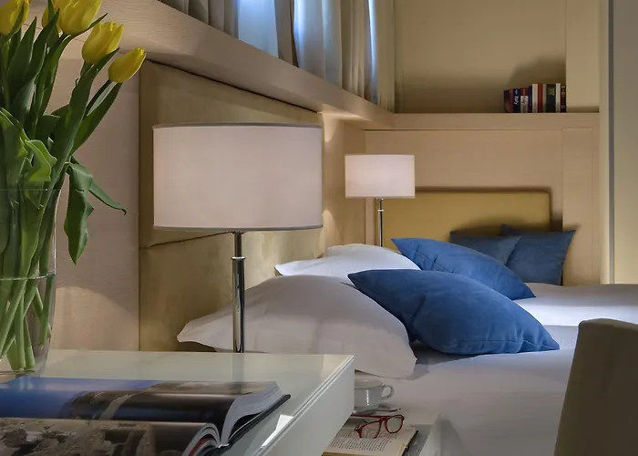 안니아 파크 베니스 에어포트 테세라