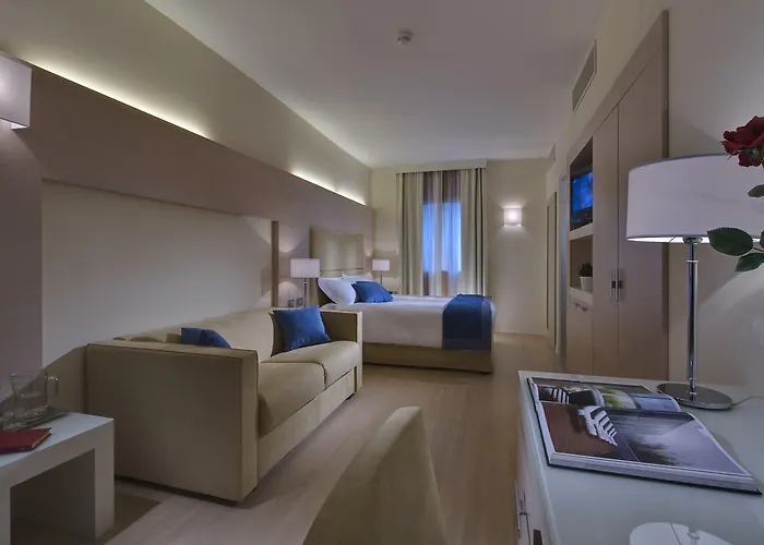 안니아 파크 베니스 에어포트 테세라