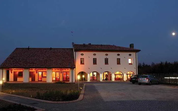 안니아 파크 베니스 에어포트 4* 테세라